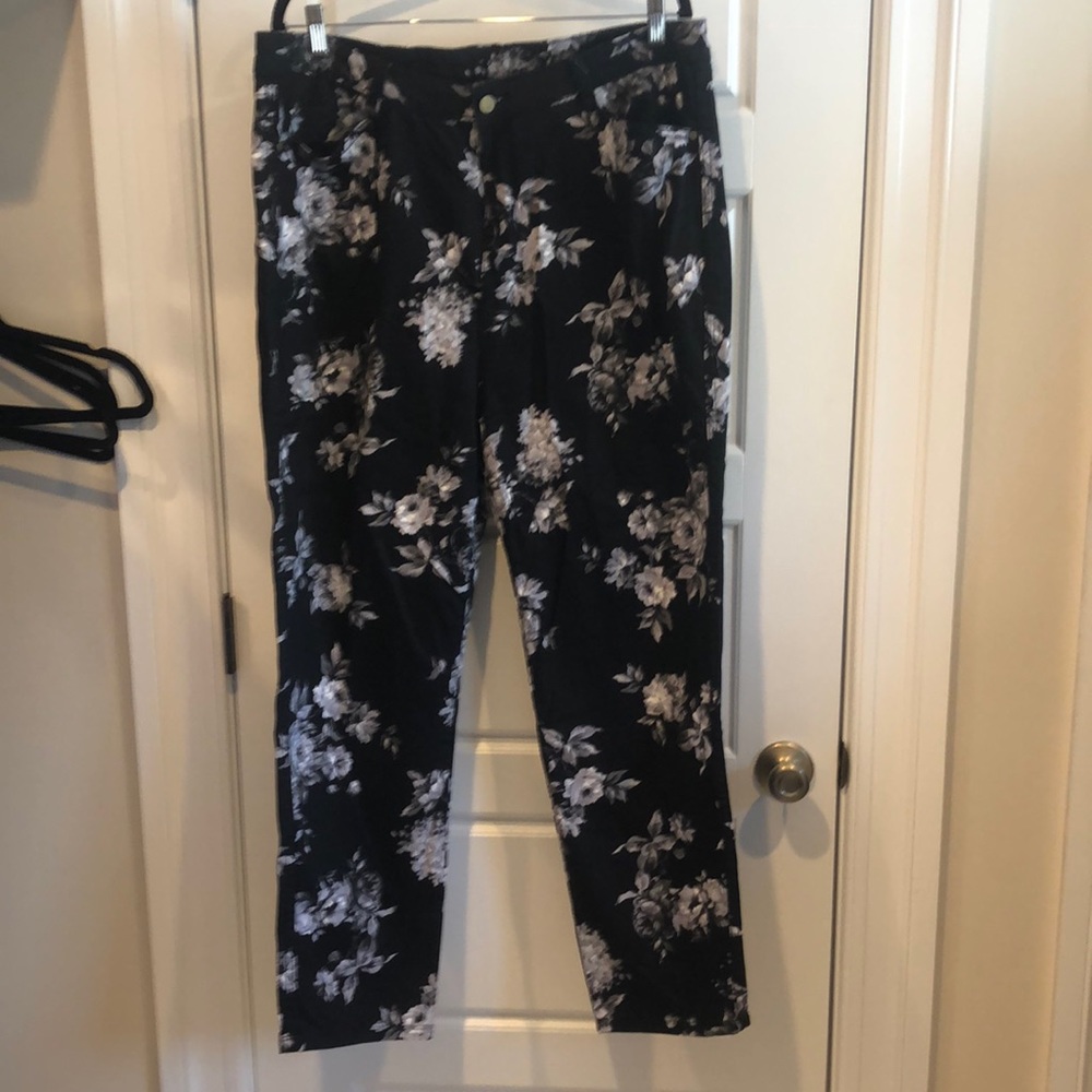Soft surrounding light jeans. Cotton and spandex. Size 18. Perfect condition